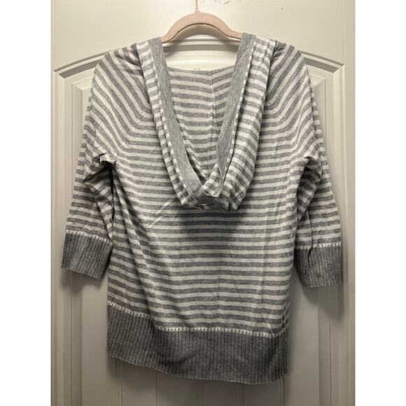 Gap Women’s V Neck Striped Pullover Hooded Sweater Top Size M Petite Gray‎ White - Picture 3 of 3